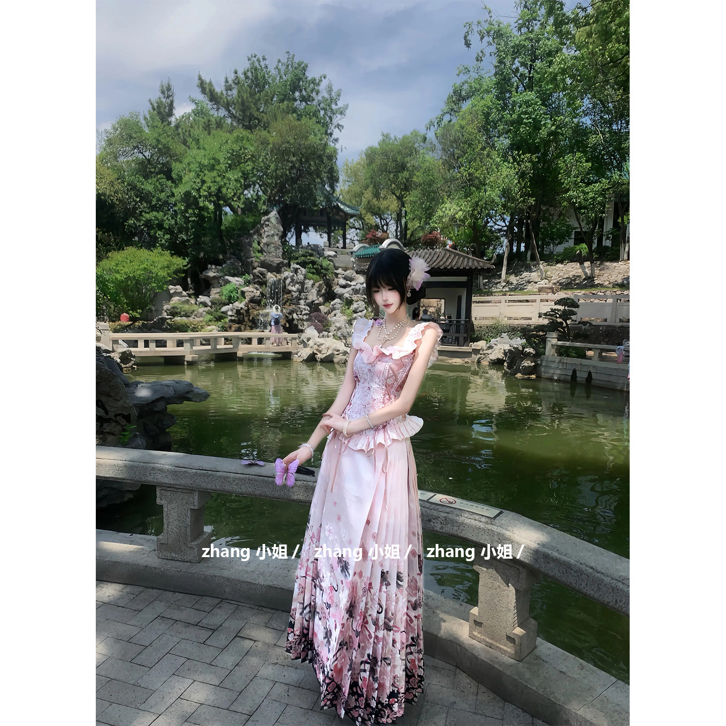 新中式国风粉色汉服改良百褶马面裙女夏季成人礼绝美鱼骨抹胸套装