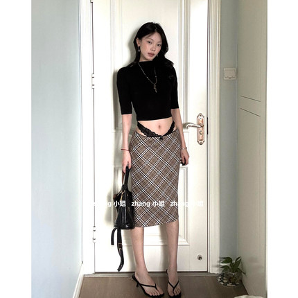 韩系卡其色格子高腰a字半身裙女夏显瘦短款开叉包臀裙巨好看短裙