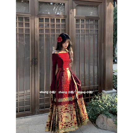 新中式国风红色改良汉服马面裙女秋冬绝美婚服订婚一字肩上衣套装