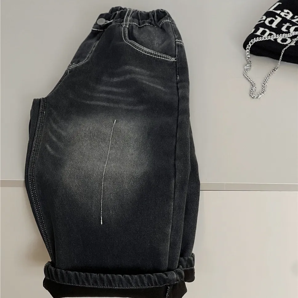 儿童柔软黑色加绒加厚牛仔裤潮2025冬季男童宽松休闲保暖直筒长裤