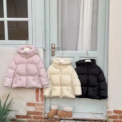 厚实保暖90白鸭绒连帽羽绒服