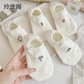 白色袜子船袜女纯棉不掉跟防滑女士可爱冬季 袜浅口隐形潮流袜短袜