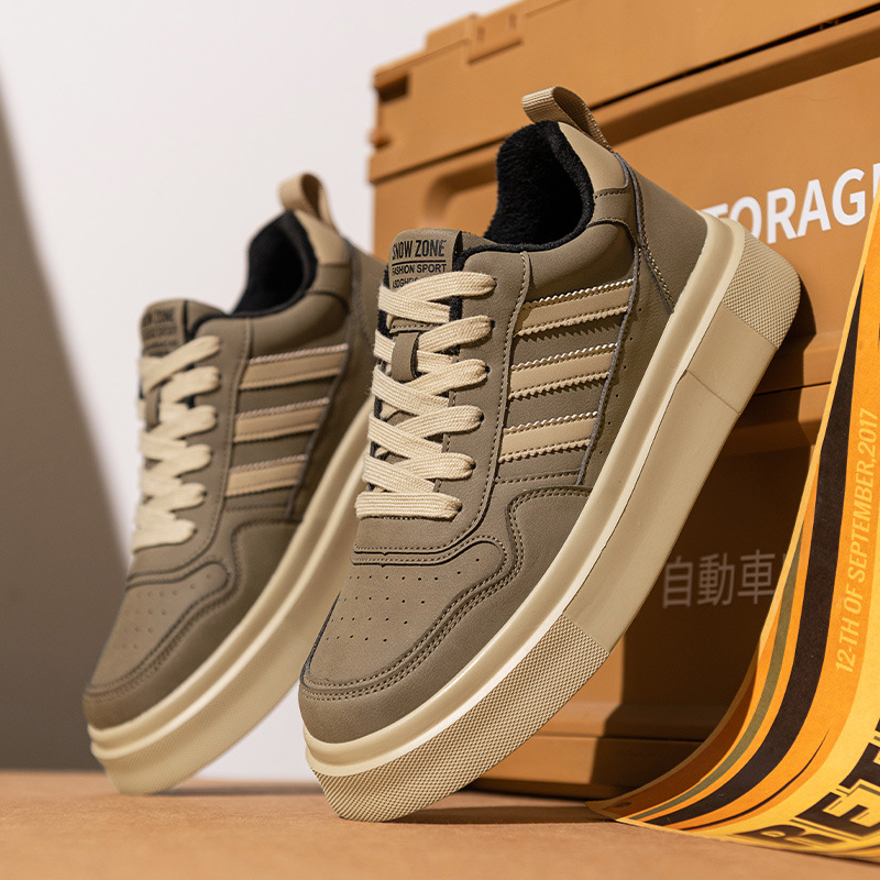 男士板鞋2025秋冬季新款厚底男生鞋子冬天加绒保暖二棉鞋冬款男鞋