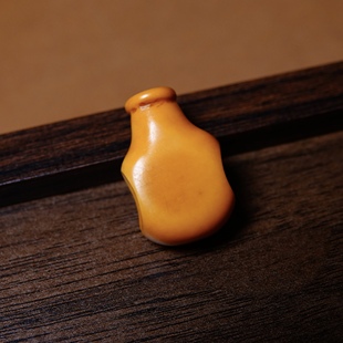 牧区密胺一体式老黄料三通佛头配件全品文玩纯手工大孔道念珠束尾