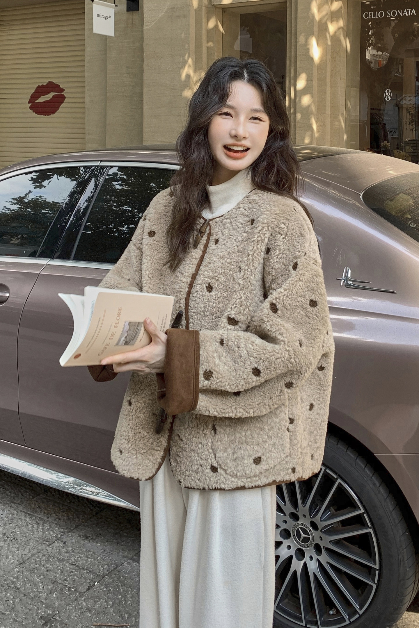 【新品】波点刺绣皮毛一体羊羔毛短外套2250-P195-控288,女装短外套,2C121