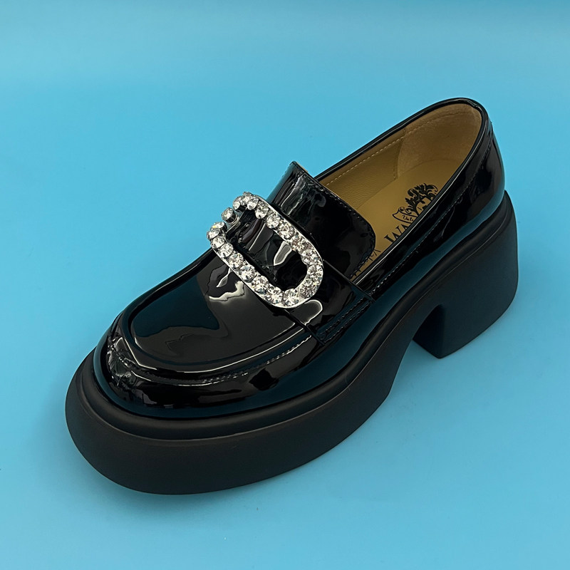 vme/舞魅2023秋季新品圆头牛皮女鞋粗跟厚底休闲单鞋vs23c6912