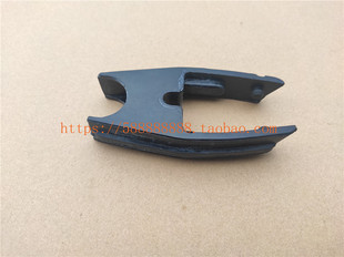 52超级锐箭金锋锐万里行驱动链条滑块 新大洲本田SDH125