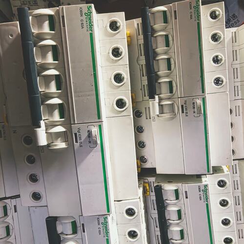议价断路器IC65NA9F18463A9V41463