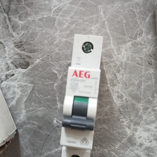 议价AElfa断路器E91C25E91-C25E91C25E91C25E91C25断路器E91C06