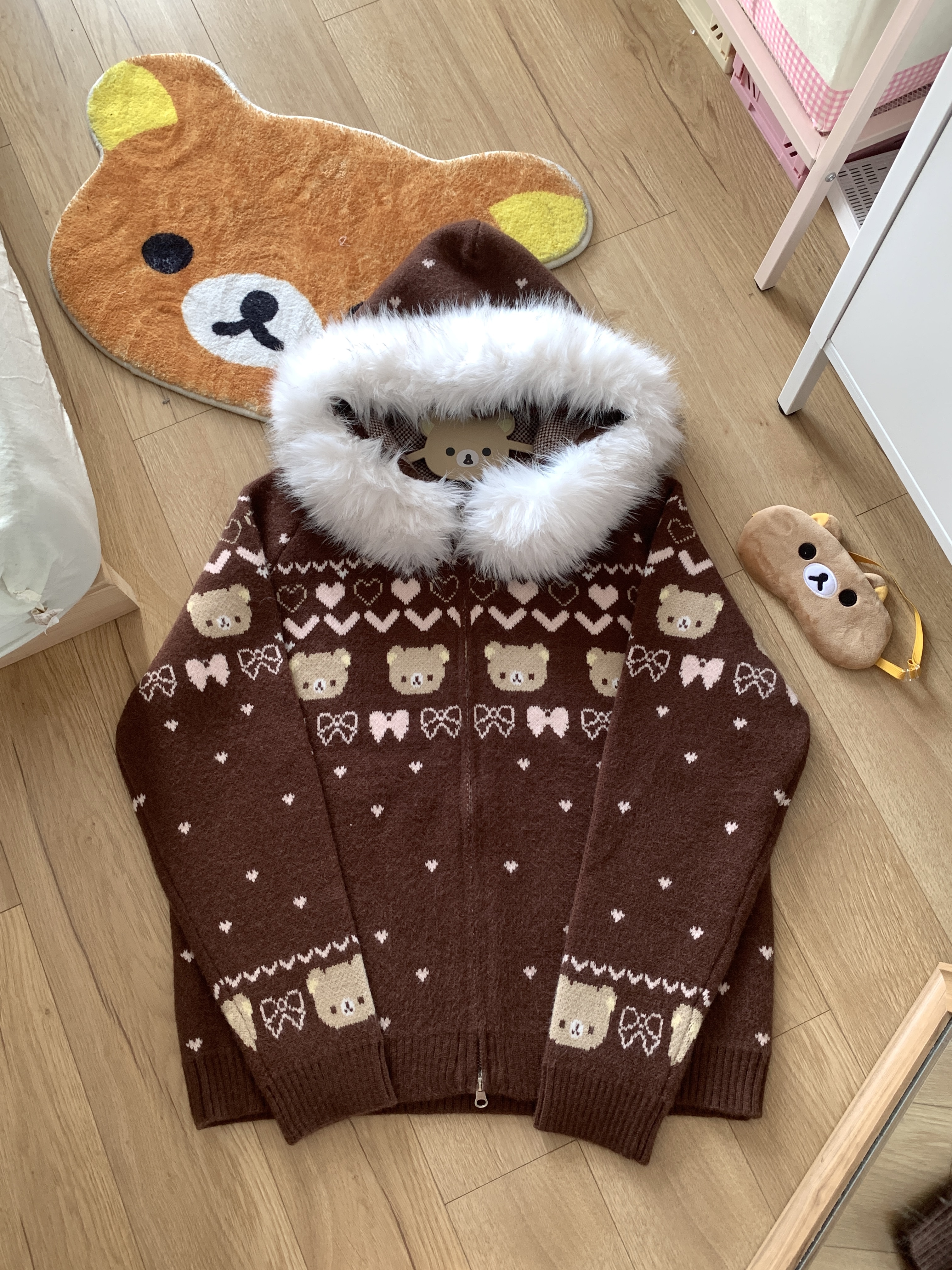 blurredbear原创软妹宅萌可爱软妹轻松熊毛衣秋冬加厚连帽外套女