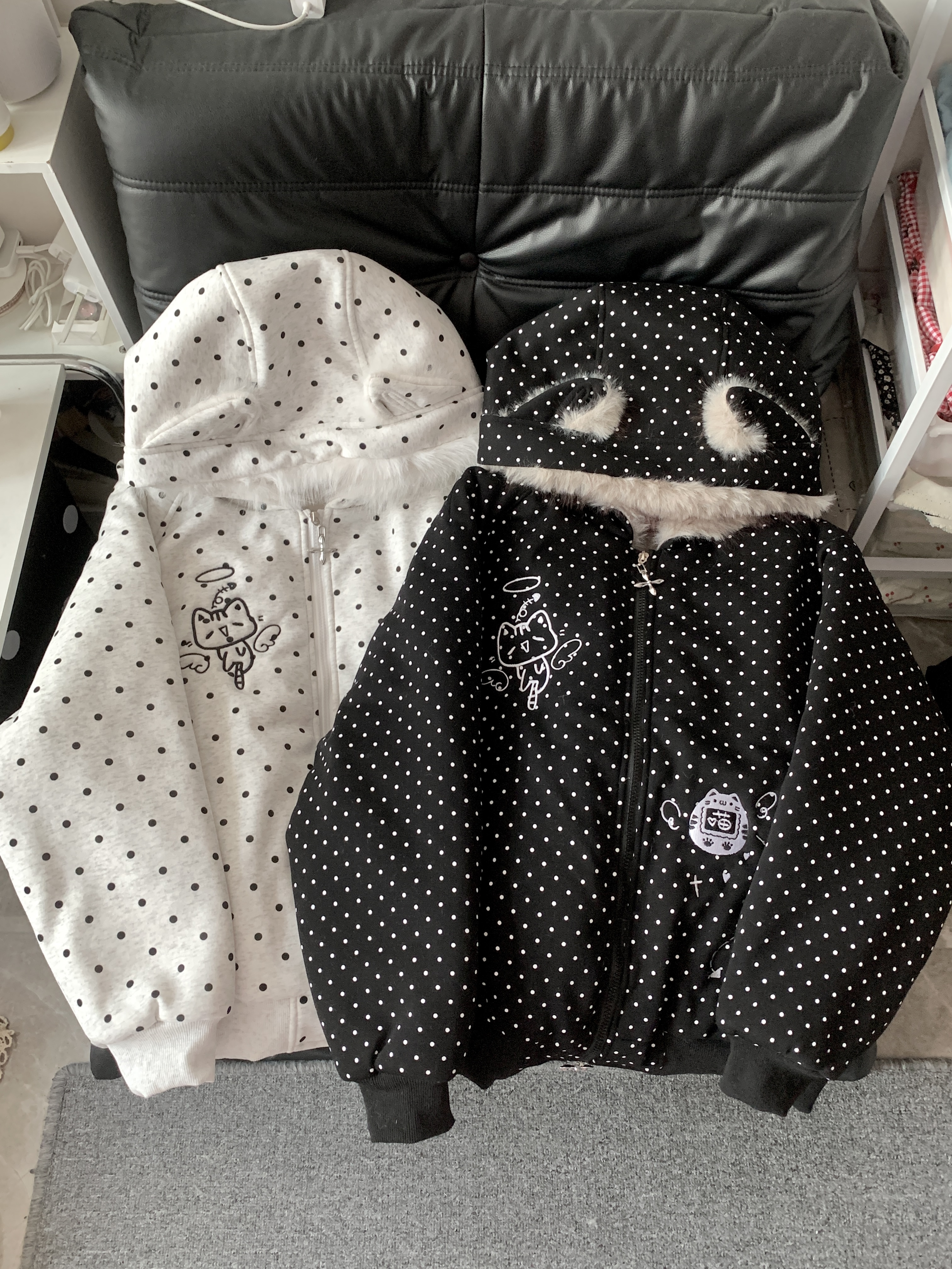 Blurred bear原创波点猫咪刺绣毛领连帽棉服女冬季加厚保暖棉衣