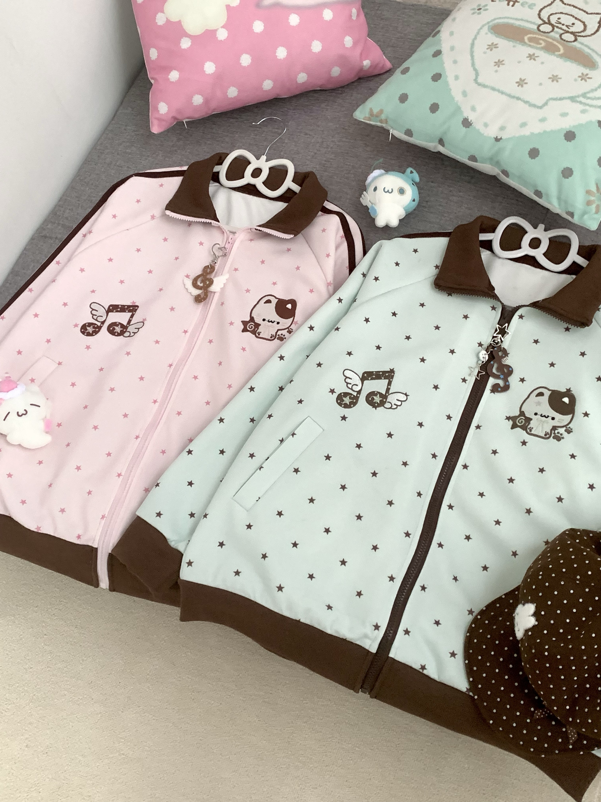 Blurredbear原创韩系甜美秋冬波点撞色小猫刺绣立领拉链外套套装