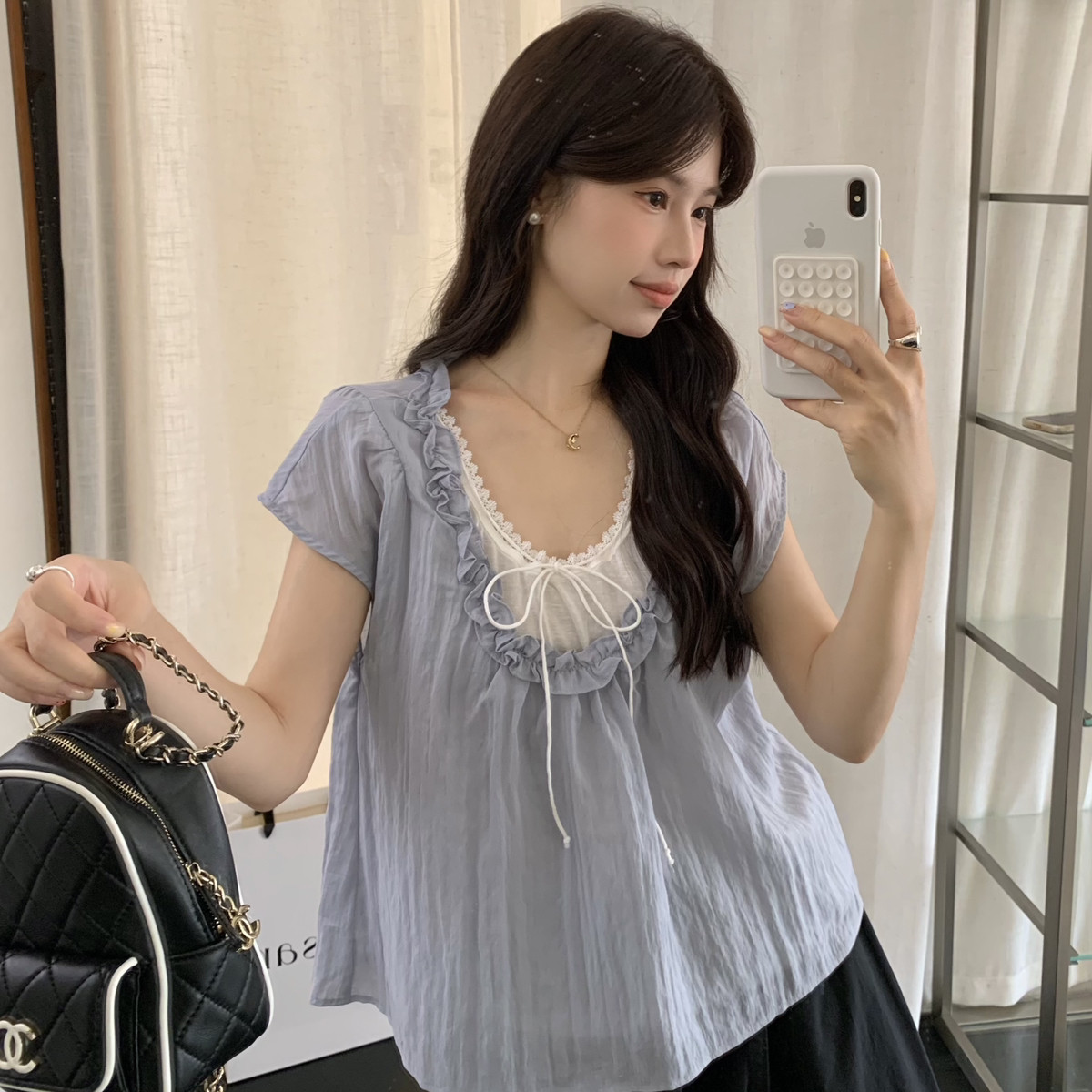 SUSAN-温柔风蕾丝边木耳领绑带重工假两件小衫(含20棉料)L-10008