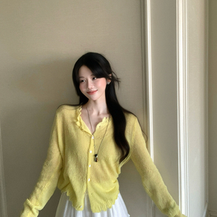 DARA ROSE-hic设计感单排扣显瘦爆款奶黄色针织开衫(26早春)F8780