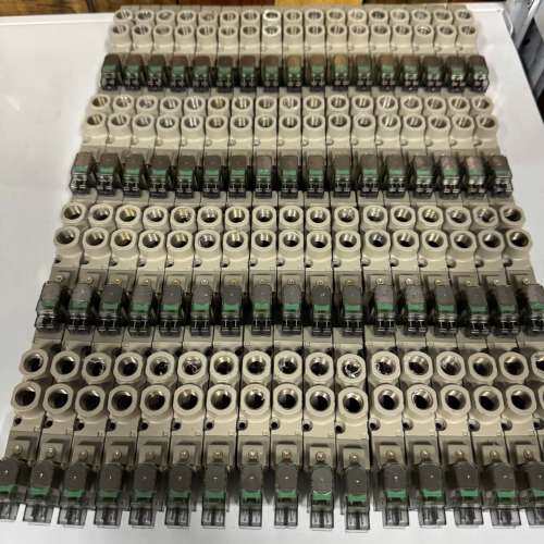 议价CKD电磁阀4JA219 原装正品拆机件。实拍图功能好无破