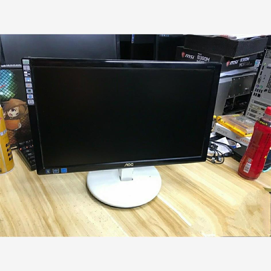 议价aoc 18.5寸显示器 钢琴烤漆 成色新 白色 vga d