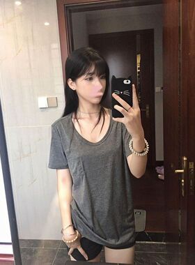 夏季U领纯欲风短袖t恤女2026新款chic纯色基础款百搭口袋显瘦上衣