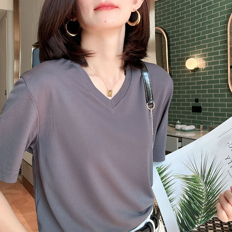 2026新款夏冰丝罗马短袖冰丝T恤女灰色V领垂感丝滑上衣正肩纯色