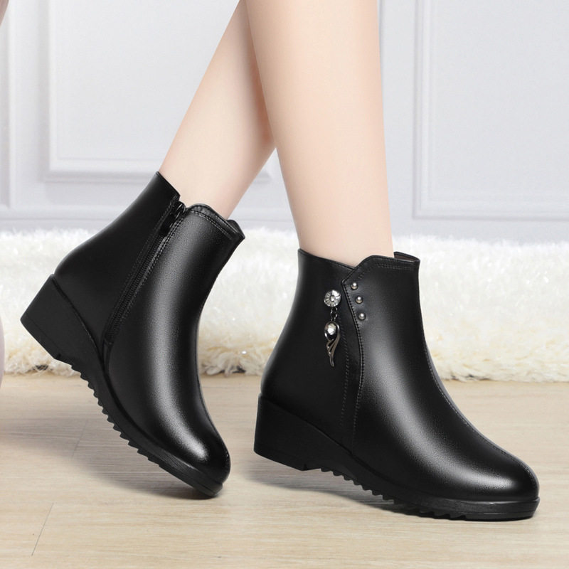 2025真皮冬季时尚水钻女棉靴中跟羊毛保暖棉皮鞋加绒妈妈短靴,运动鞋new,运动休闲鞋,淘宝优惠券,粉丝福利购,淘宝优惠卷