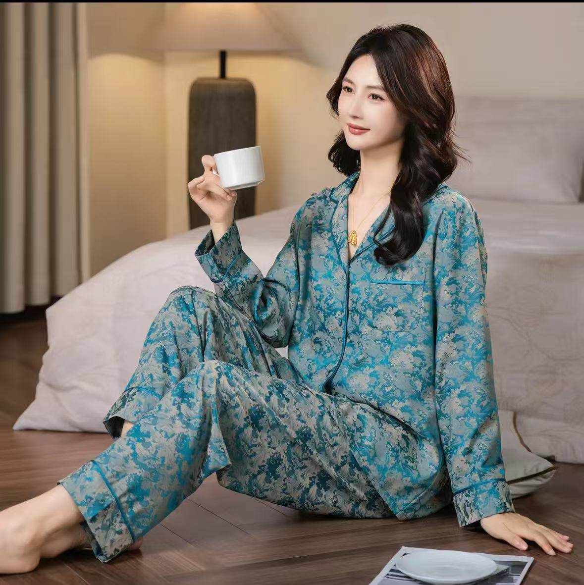 高级感气质真丝绸睡衣女