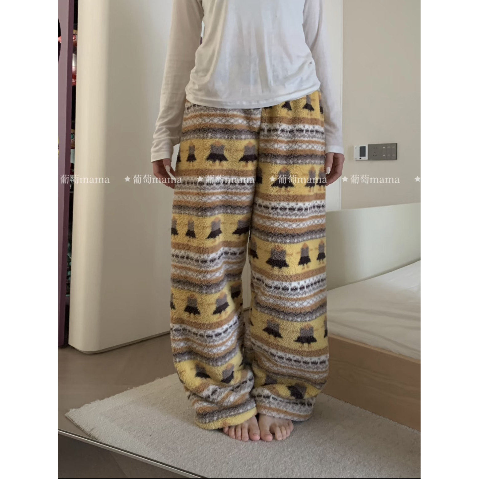 米粒绒加厚阔腿睡裤女慵懒保暖家居长裤直筒经典豹纹遛弯裤可外穿