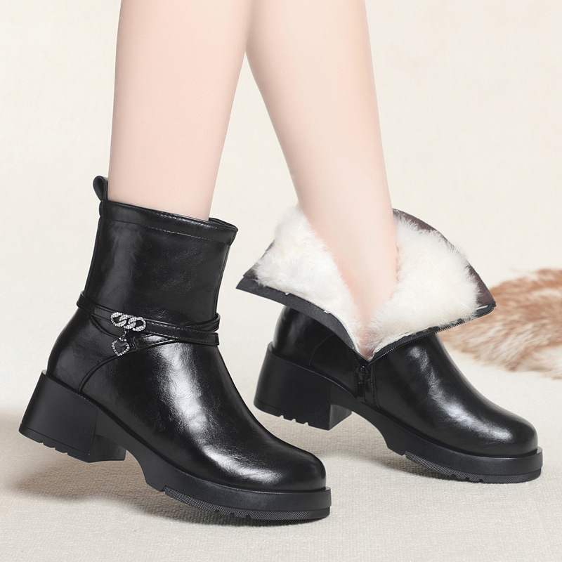 2025真皮妈妈短靴中跟软皮靴子羊毛棉鞋女冬季加绒加厚棉靴