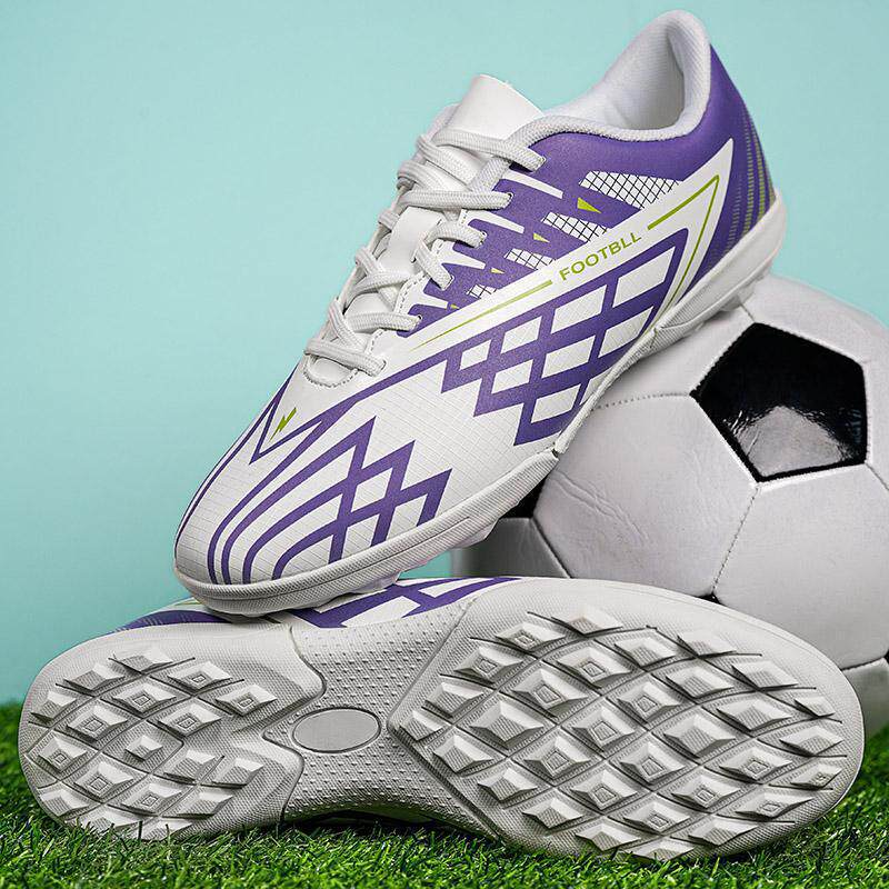 跨境足球鞋男童低帮中小学生比赛训练鞋人造草地长钉碎钉运动鞋