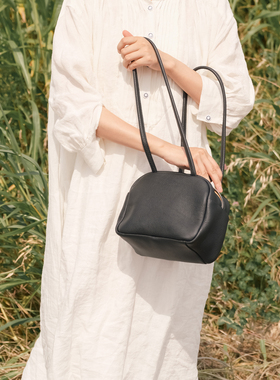 JOYDIVISION 手拎大方包枕头包 简约女士包包 微单相机包日系文艺