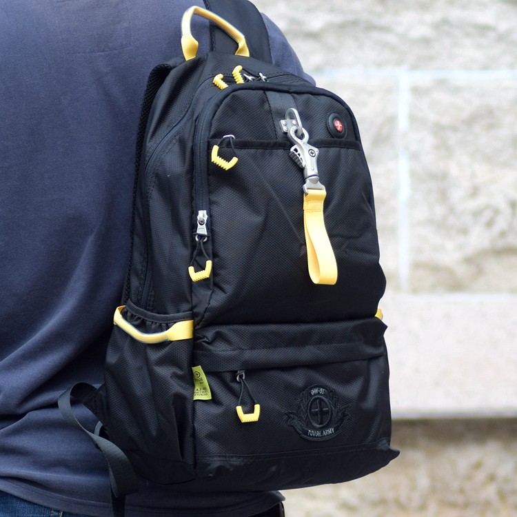 tough新潮双肩包男时尚商务背包男士户外旅行休闲大容量电脑包邮