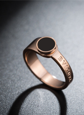 秋冬新款玫瑰金简约钛钢戒指女