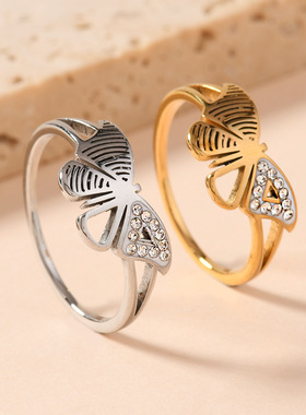 跨境新款不锈钢蝴蝶陶泥钻情侣戒