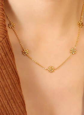 仙女气质雏菊镀金项链