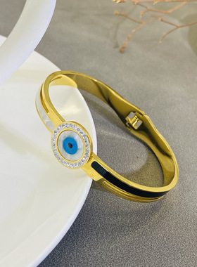 新款冷淡风恶魔眼睛钛钢手镯女