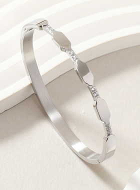 欧美小众菱形镶钻钛钢手镯