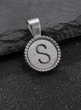 单吊坠钛钢字母项链44