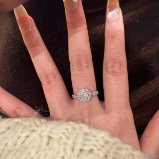 气质花苞戒指艾莎公主梅花形结婚道具女戒轻奢百搭经典经典款气质