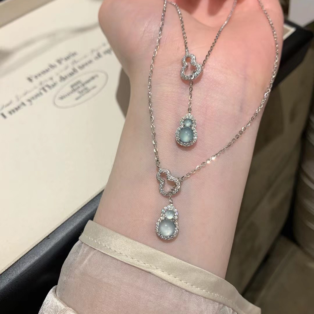 新中式葫芦吊坠项链国风设计感轻奢精致镶满钻项链锁骨链配饰品女