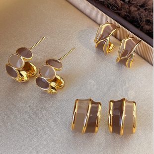 美拉德咖色C型不规耳环女小众设计高级感耳钉气质耳饰品复古耳圈