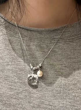 可爱kitty凯蒂猫吊坠项链女新颈链小众高级卫衣小众设计感锁骨链