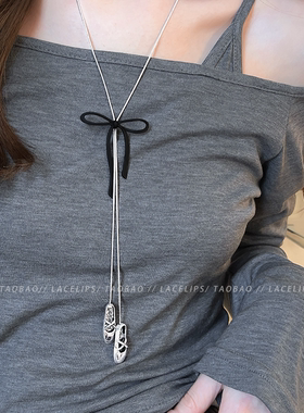 芭蕾风蝴蝶结吊坠项链钛钢不掉色抽拉式设计气质设计感锁骨链颈女