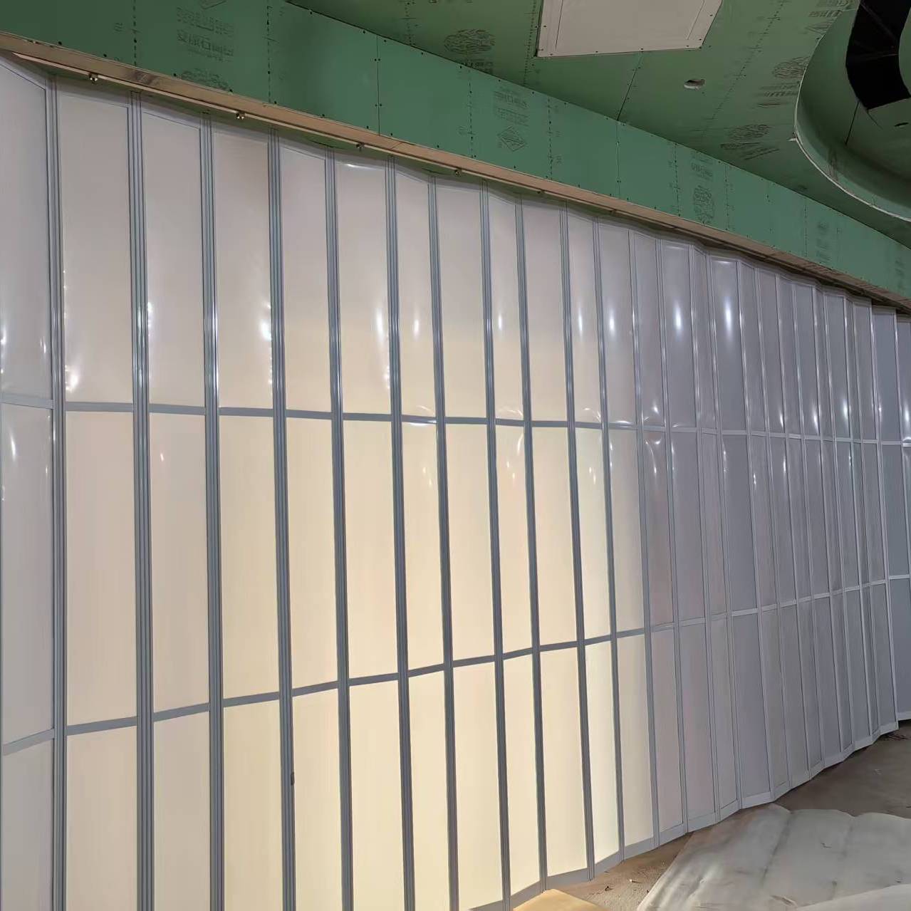 水晶卷帘门商场卖场推拉折叠式保温门北京免费安装