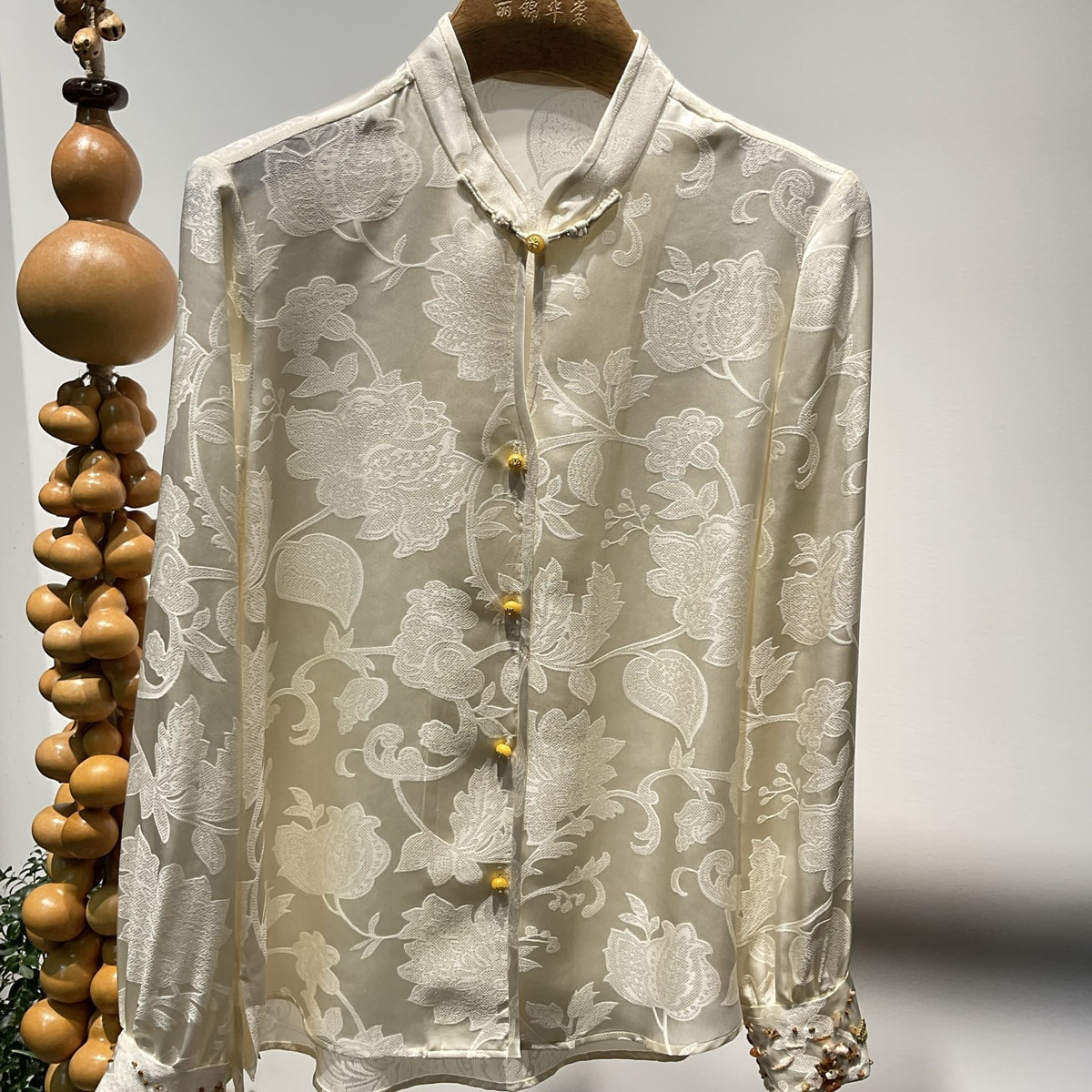 七七设计老钱新中式真丝桑波段提花拼领口盘扣袖口小衫YS2-t215