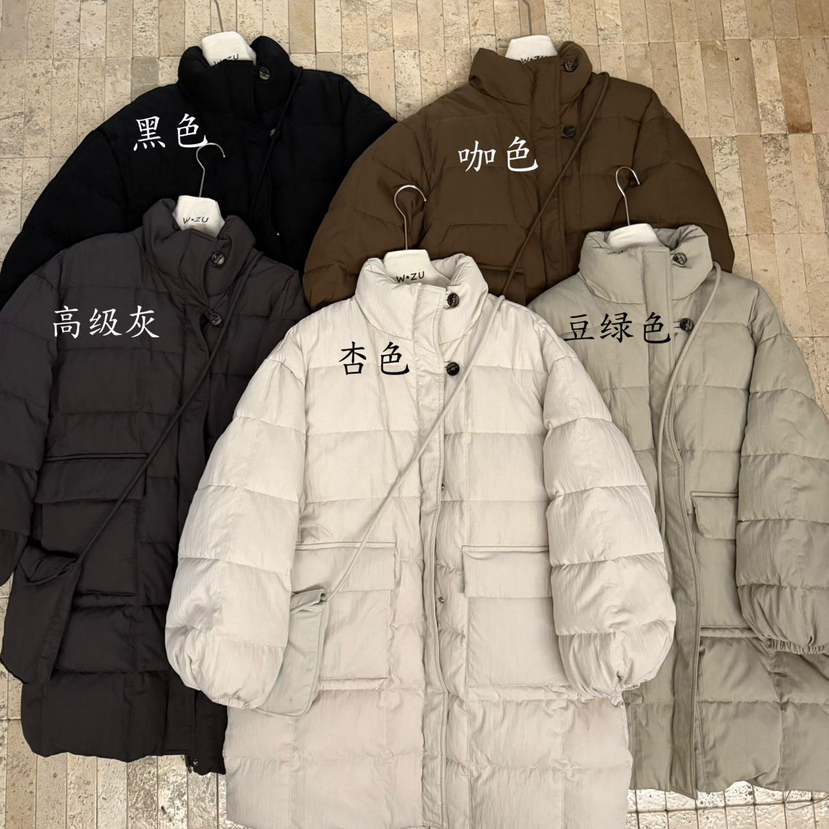 七七羽绒服外套冬时尚充绒量190克保暖羽绒服外套(配包包)8818qy