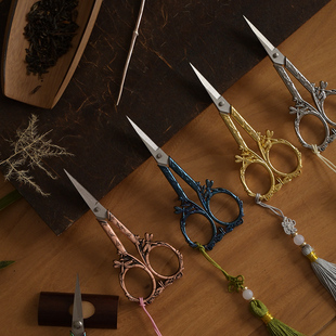 文艺复古小剪刀布套手工绣花剪十字绣剪不锈钢剪线头家用便携茶道