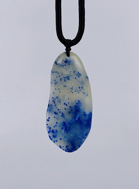 蓝星冻石挂件吊坠精品天然青田玉石雕刻封门矿区直销美容颈饰包邮