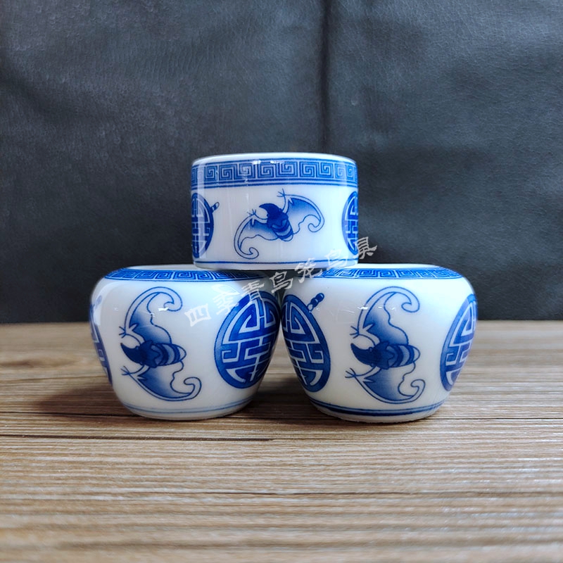 景德镇颠颏百灵芙蓉鸟食罐鸟杯鸟碗蝙蝠寿字青花瓷三件套鸟用品