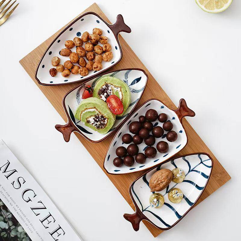 日式创意陶瓷小吃碟子干果坚果零食盘子分格水果盘小菜碟家用餐具