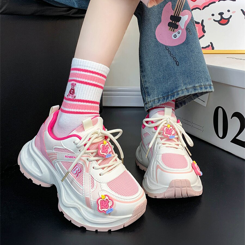 人本粉色甜妹厚底运动鞋女鞋