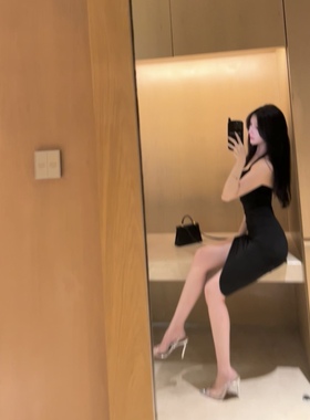 3.4 韩素希 同款  挂脖心型水滴 连衣裙冷艳御姐性感大露背斜裁裙