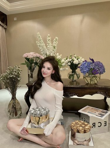 花三三同款春秋款韩国江南美人时尚露肩斜肩长袖针织毛衣